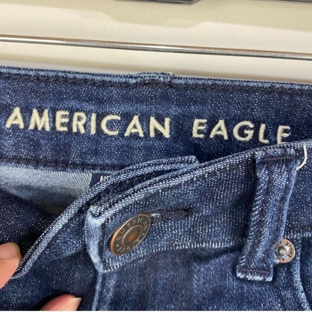 American Eagle Outfitters Super Hi Rise Shortie Raw Hem Denim Jean Shorts size 4
